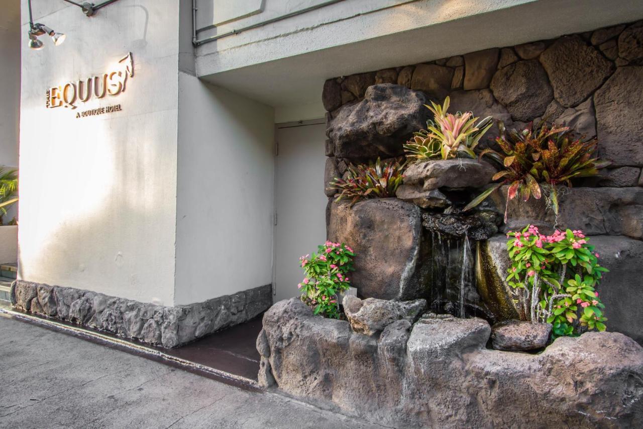 The Equus Hotel Honolulu Exterior photo